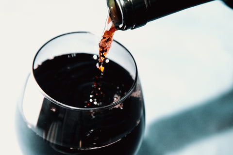 Guía Básica Para Elegir Vino Tinto: Variedades, Estilos Y Consejos